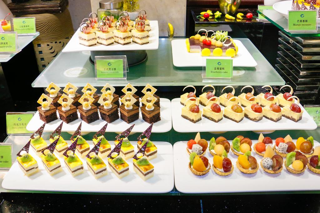 The Royal Marina Plaza Hotel Kuangcsou Kültér fotó
